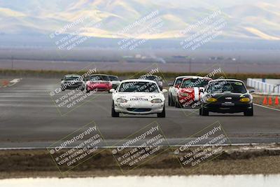 media/Nov-16-2025-CalClub SCCA (Sun) [[2975c16dfc]]/Group 4/Turn 1/